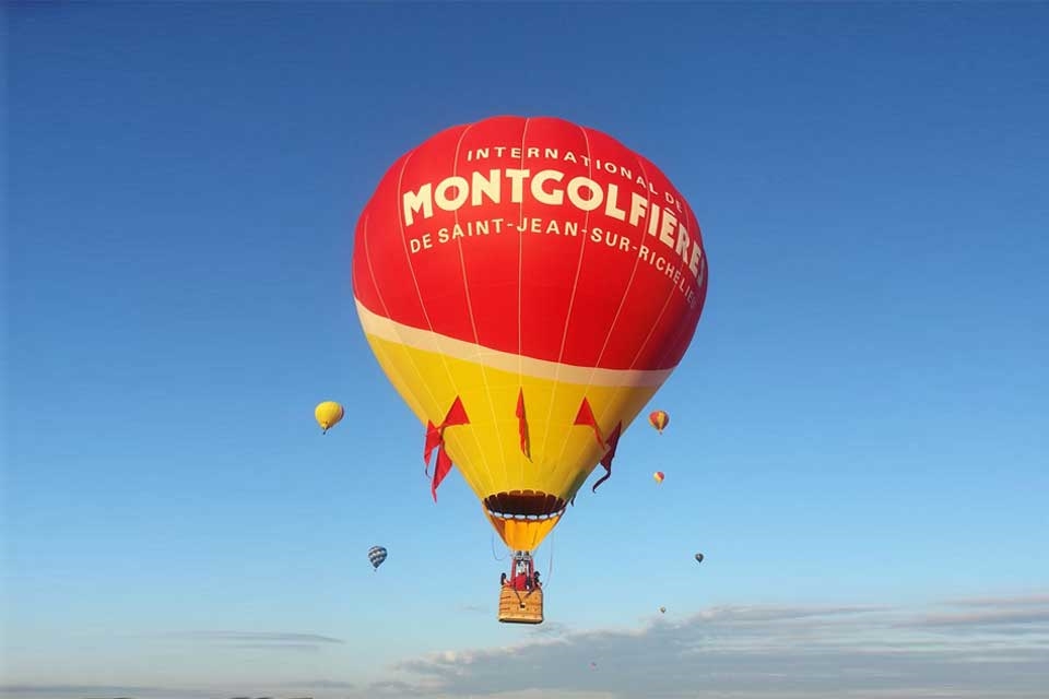 International de montgolfières de Saint-Jean-sur-Richelieu - Photo by: www.ballooncanada.com