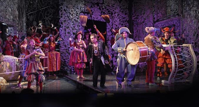 Photo by: Bangkok's International Festival of Dance & Music. Barbiere Di Seviglia By Helikon Opera