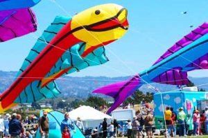 Berkeley Kite Festival & West Coast Kite Championships - Photo by: www.highlinekites.com