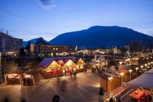 Christmas market in Merano/Meran - Courtesy of: www.suedtirol.info