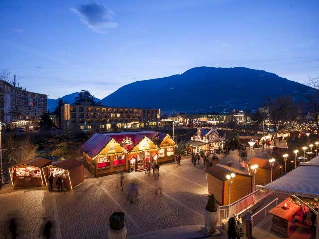 Christmas market in Merano/Meran - Courtesy of: www.suedtirol.info