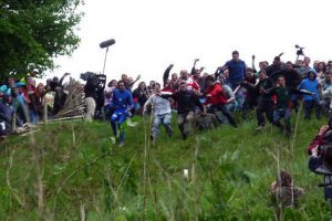 Coopers Hill Cheese Rolling - Photo: www.cheese-rolling.co.uk