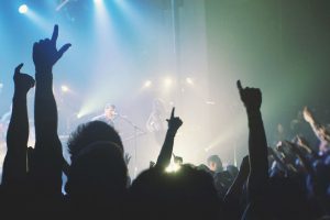 Rock concert crowd audience - Photo: via-pixabay.com