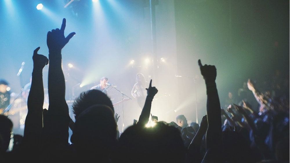Rock concert crowd audience - Photo: via-pixabay.com