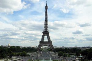 Eiffel Tower, Paris - Photo by Schnuffel