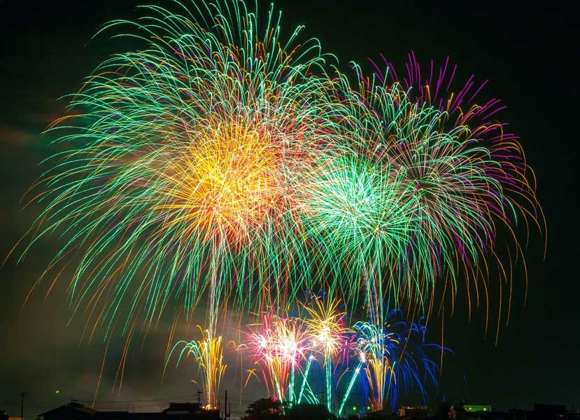 Fireworks - Photo by:  By DeltaWorks Via pixabay.com