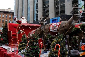 Help Santa Toy Parade - Photo: toyparade.ca