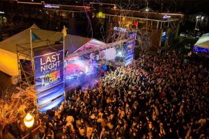 Photo: www.lastnightonthetown.com
