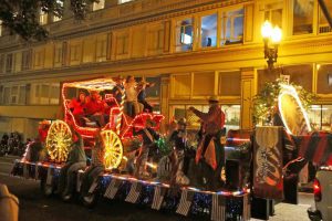 Portland Rose Festival - General Electric/SOLVE Starlight Parade - CarniFest Online Photo © All Rights Reserved