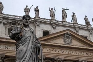 St Peters Papal Basilica, Roman Catholic Cathedral at Vatican in Rome - Photo: Cara Harris [Via-pixabay]