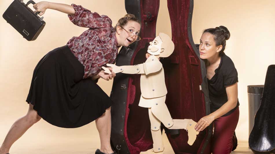 From the play - Concert in the Sand - Photo by: Kfir Bolotin