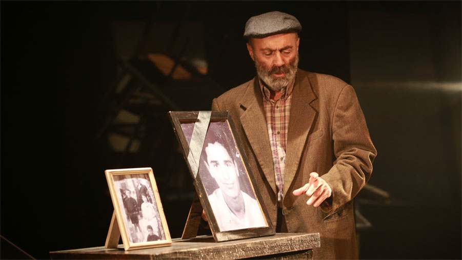 Return to Haifa - Beit Ha'gefen play - Photo by: Beit Ha'gefen